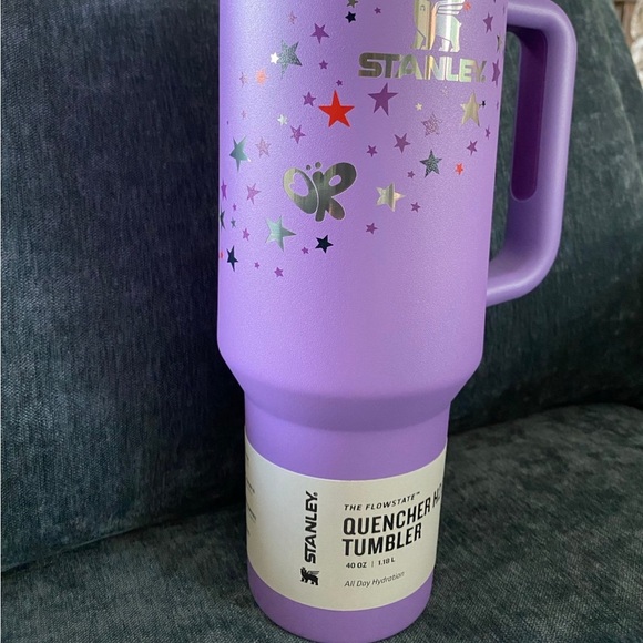 Stanley X Olivia Rodrigo Purple Guts Stars 40 oz Flowstate Quencher Tumbler BNIB - Picture 7 of 12